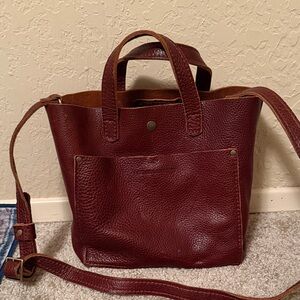 Women's Leather Tote Bag in Burgundy
